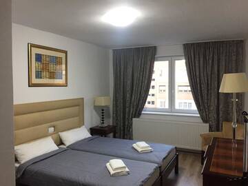 Фото номера Двухместный номер Делюкс с 2 отдельными кроватями Отель Hotel EKA г. Себеш 10