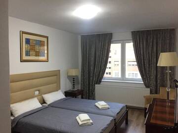 Фото номера Двухместный номер Делюкс с 2 отдельными кроватями Отель Hotel EKA г. Себеш 17
